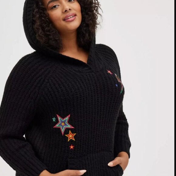 Torrid Raglan Hoodie Sweater - Embroidered Star Black NWT NEW 3x pocket - Picture 6 of 15